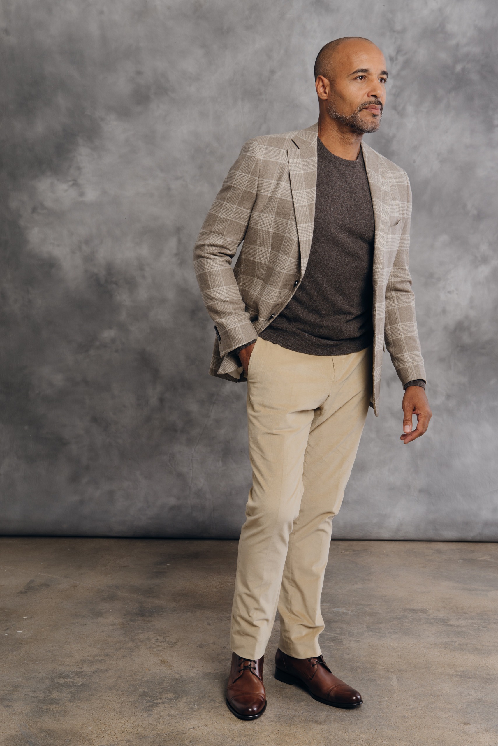 Men's Grey Pants With Shirts Beautiful Combination Outfits 2022